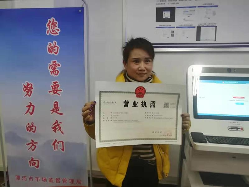 国家网络身份认证下载国家网络身份认证（网络身份认证管理系统APP）是由国家相关部门推出的官方应用，用于公众在互联网上的身份认证和管理。具体的下载方式可能因地区和平台而异，但一般来说，可以通过以下途径进行下载